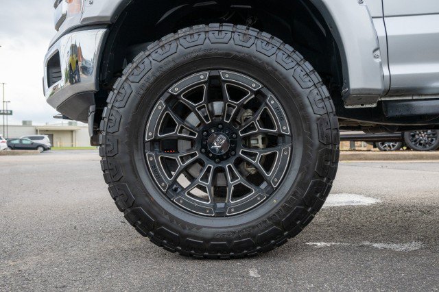 Used 2019 Ford F150 Lariat AWD/4WD image 14