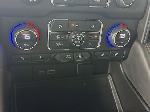 Used 2022 Chevrolet Tahoe RST w/ Sport Performance Package image 19