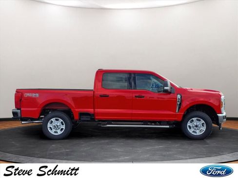 New 2026 Ford F250 XLT w/ FX4 Off-Road Package AWD/4WD image 23
