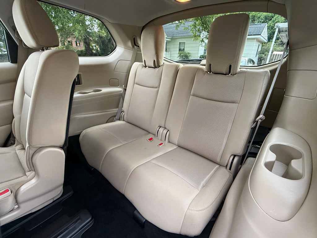 Used 2018 Nissan Pathfinder SV w/ Cargo Package FWD image 11