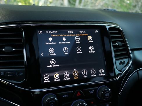 Used 2020 Jeep Grand Cherokee Limited w/ Premium Lighting Group image 15