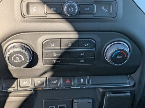 Certified 2022 Chevrolet Silverado 1500 Custom image 14