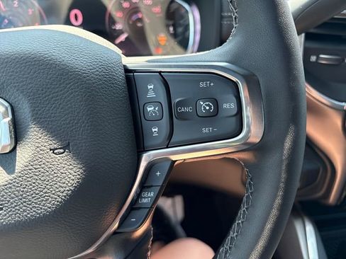 New 2026 RAM 2500 Laramie AWD/4WD image 12