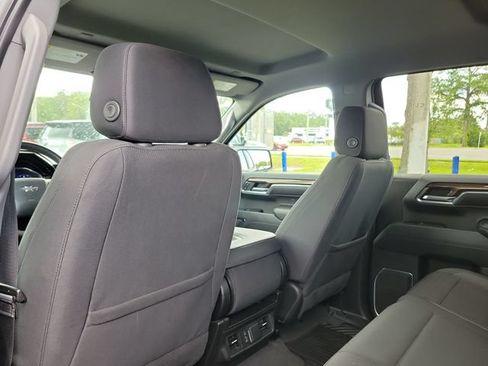 Used 2023 Chevrolet Silverado 1500 RST RWD image 15