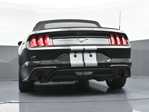 Used 2022 Ford Mustang Premium image 25