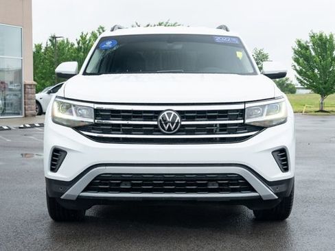 Certified 2022 Volkswagen Atlas SE w/ Black Wheel Package AWD/4WD image 9