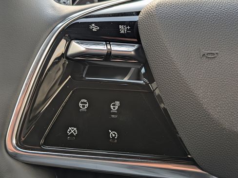 New 2026 Cadillac Lyriq Sport image 25