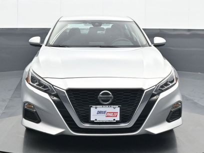 Used 2022 Nissan Altima 2.5 SV