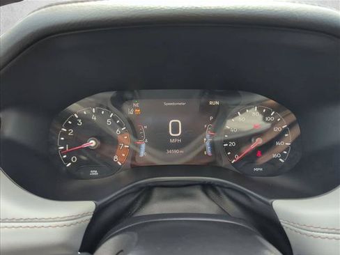 Used 2025 Jeep Compass Limited AWD/4WD image 11