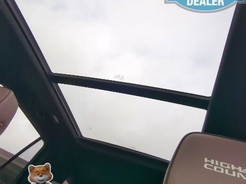 Certified 2025 Chevrolet Tahoe High Country w/ Sun And Tow Package image 12