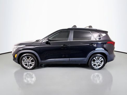 Used 2023 Kia Seltos S FWD image 6