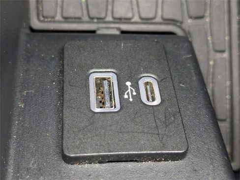 Used 2023 Lincoln Aviator Reserve image 18