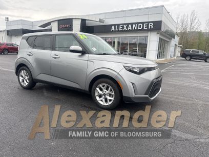 Used 2024 Kia Soul LX w/ Option Group 015