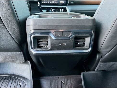 Used 2023 GMC Sierra 1500 Denali w/ Technology Package image 28