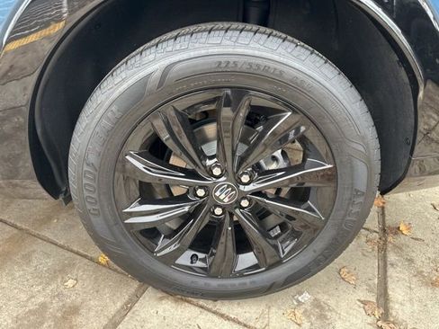 Used 2024 Buick Envista Sport Touring w/ Convenience I Package image 9