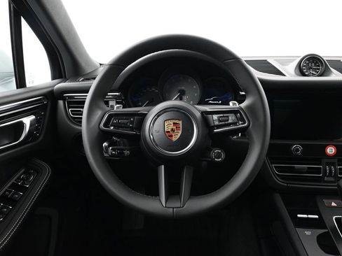 Used 2026 Porsche Macan S image 13