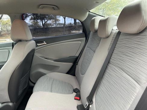 Used 2016 Hyundai Accent SE image 29