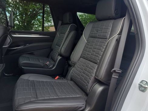 Used 2026 Cadillac Escalade V w/ LPO, ONYX Package AWD/4WD image 11