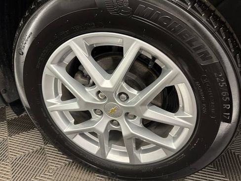 Used 2022 Chevrolet Equinox LT FWD image 30