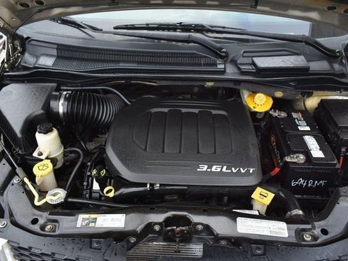 Used 2013 Dodge Grand Caravan SXT w/ Rear Park Assist Pkg image 50