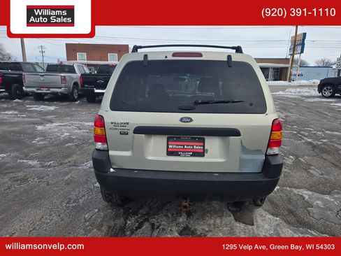 Used 2003 Ford Escape XLT image 4
