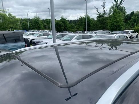 Used 2024 Toyota Grand Highlander FWD image 16