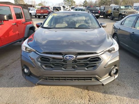 Used 2024 Subaru Crosstrek 2.0i Premium image 2