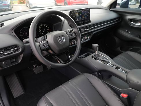 Used 2025 Honda HR-V EX-L image 15