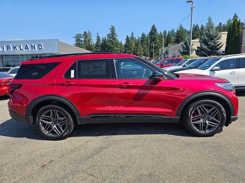 New 2025 Ford Explorer ST w/ Sun And Sound Package image 8