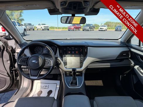 Used 2023 Subaru Outback Premium AWD/4WD image 18