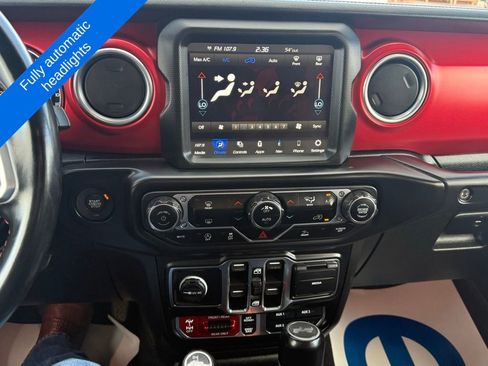 Used 2022 Jeep Wrangler Unlimited Rubicon w/ Steel Bumper Group image 14