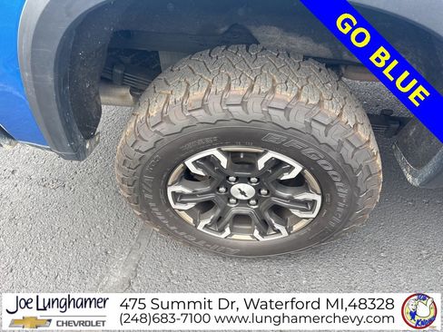 Used 2023 Chevrolet Silverado 1500 ZR2 w/ Technology Package image 11