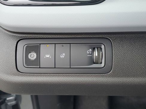 New 2027 Chevrolet Bolt LT w/ Comfort Package FWD image 22
