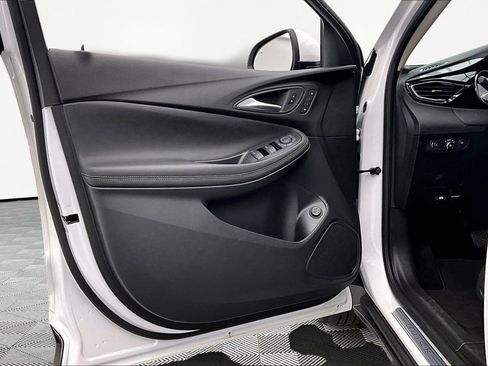 Used 2023 Buick Encore GX Essence w/ Experience Buick Package image 23