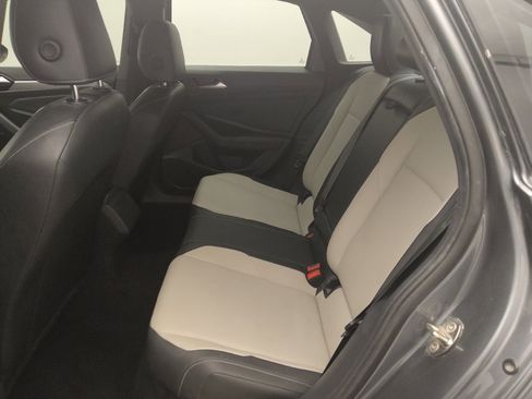 Used 2019 Volkswagen Jetta R-Line FWD image 18