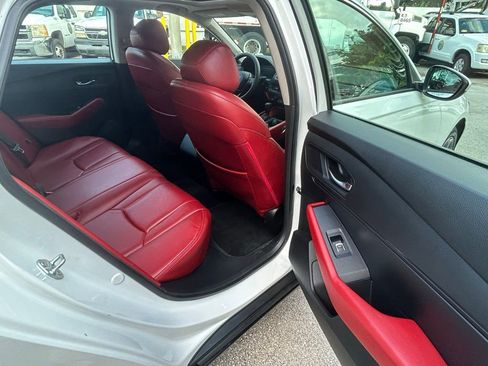 Used 2023 Honda Accord EX image 36