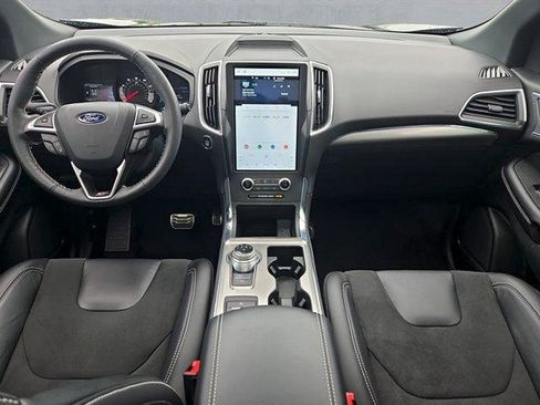 Certified 2024 Ford Edge ST w/ Equipment Group 401A AWD/4WD image 9