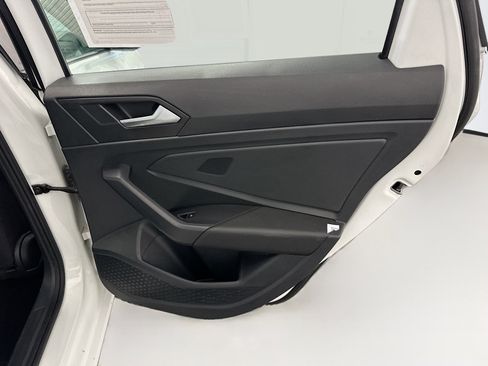 Used 2024 Volkswagen Jetta S image 30