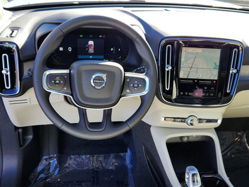 New 2026 Volvo XC40 B5 Plus w/ Protection Package Premier image 7