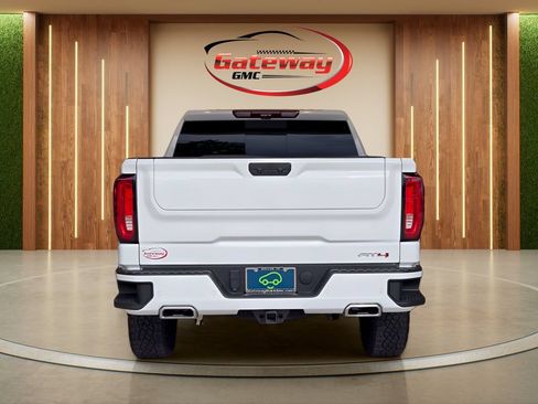Used 2024 GMC Sierra 1500 AT4 w/ Technology Package AWD/4WD image 6