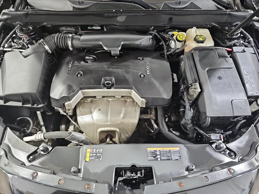Used 2016 Chevrolet Malibu LT w/ Power Convenience Package FWD image 35