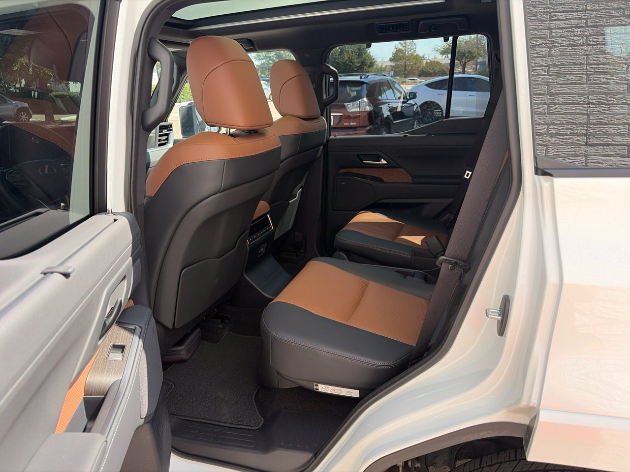 Used 2026 Lexus GX 550 AWD/4WD image 8