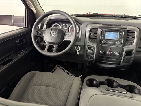 Used 2016 RAM 1500 Express image 30