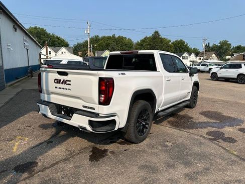 Used 2025 GMC Sierra 1500 Elevation w/ Elevation Premium Package AWD/4WD image 3