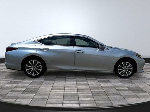 Used 2023 Lexus ES 350 w/ ES 350 Ultra Luxury Package FWD image 8