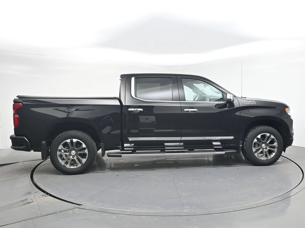 Used 2023 Chevrolet Silverado 1500 High Country AWD/4WD image 8
