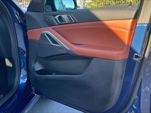 Used 2023 BMW X6 xDrive40i w/ M Sport Package image 27