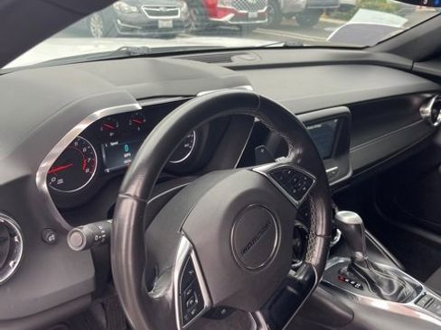 Used 2018 Chevrolet Camaro LT image 12