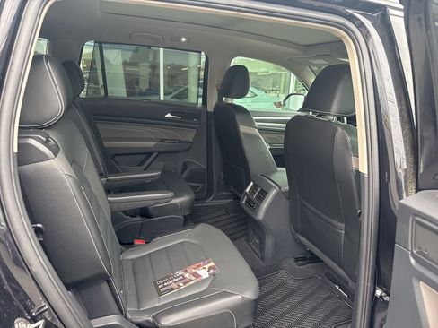 Used 2022 Volkswagen Atlas SEL Premium AWD/4WD image 6