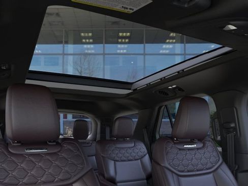New 2026 Ford Explorer Platinum w/ LUX Leather Package AWD/4WD image 22